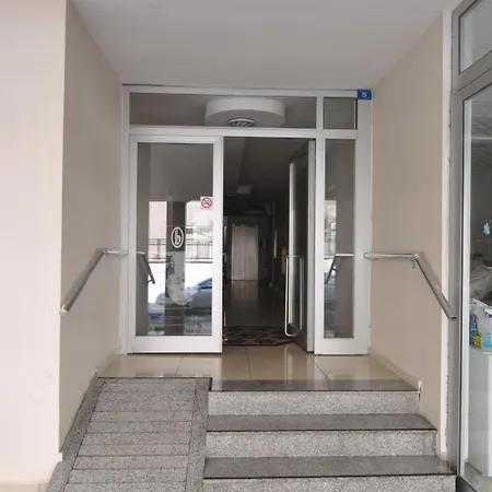 House 1 3*