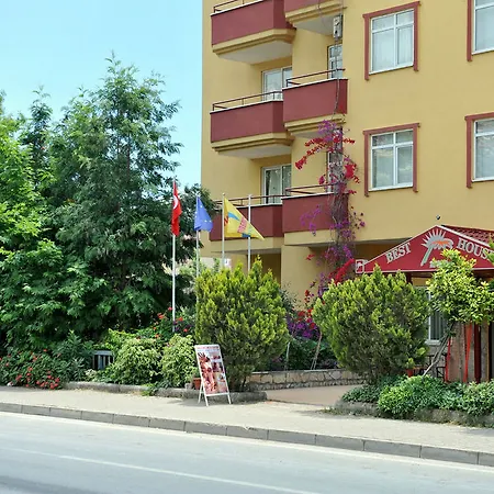 House 1 3* Alanya