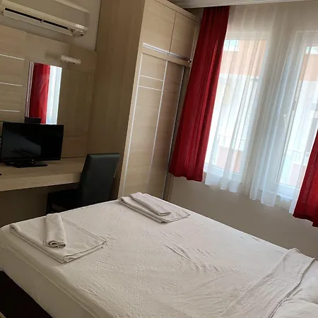 House 1 Apartmanhotel Alanya