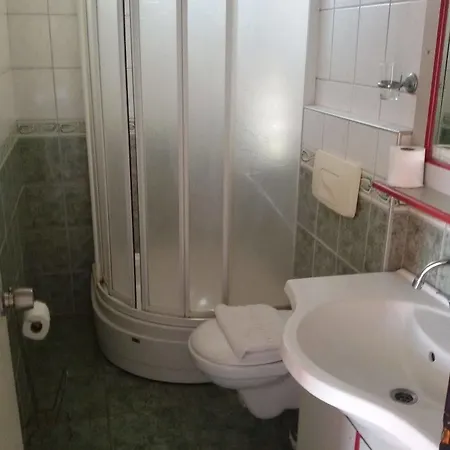 Apartmanhotel House 1 3*