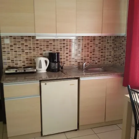 House 1 מלון דירות 3*