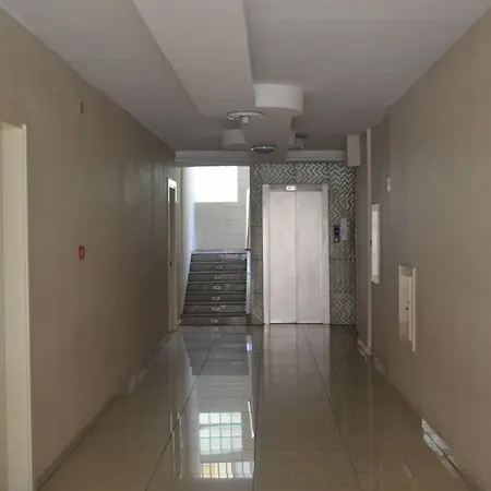 מלון דירות House 1 אלאניה